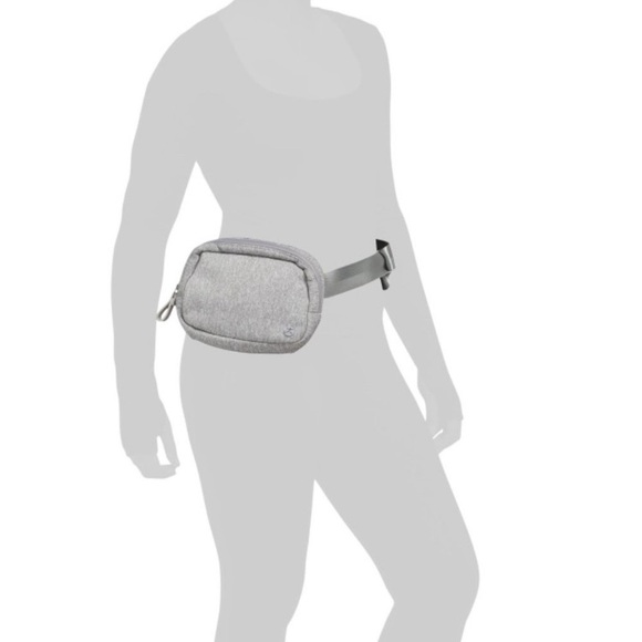 NEW!! DANSKIN Ella Neoprene Belt Bag, choose from 3 colors adjustable belt/strap - Picture 9 of 9